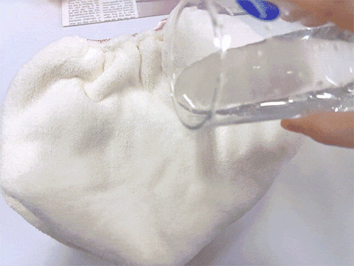 好？10分钟轻松养成女明星「绸缎发」pg电子中国洗完头自然风干还是吹干(图4)